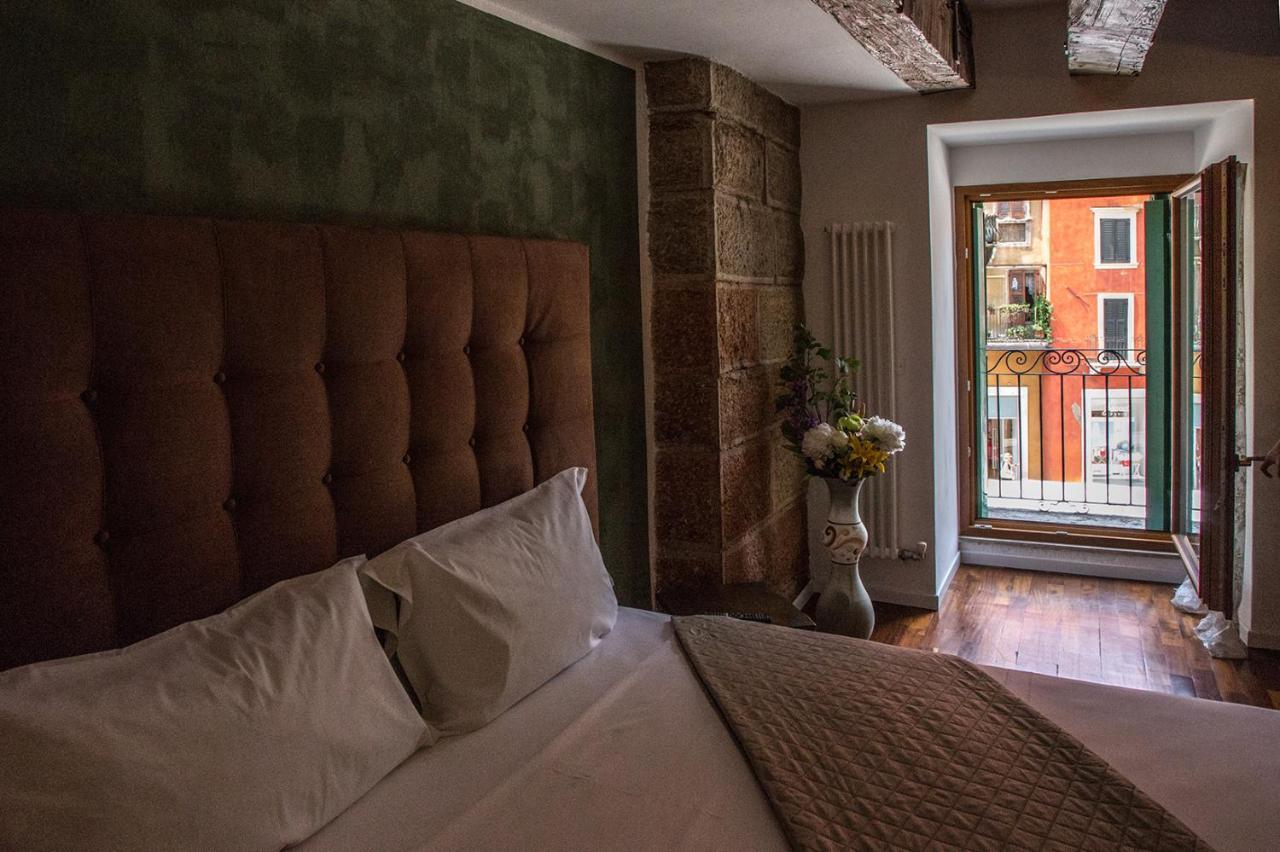 Hotel Aurelia Luxury - Piazza delle Erbe Verona Esterno foto